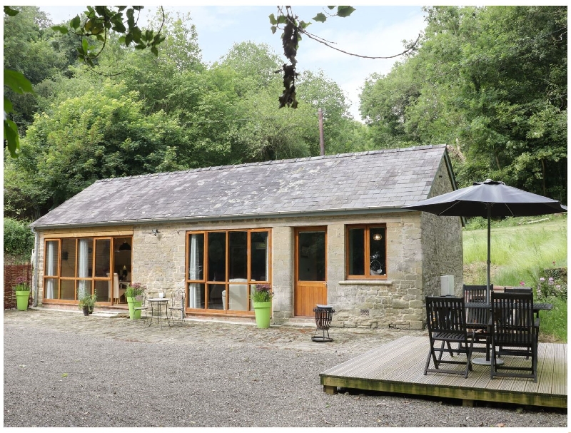 Click here for more about Woodpecker Cottage