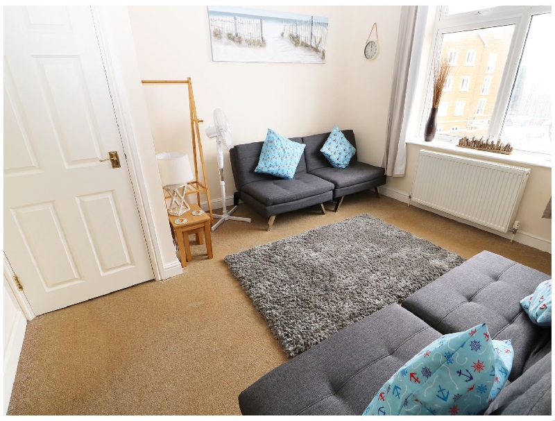 Norfolk Cottage Holidays - Click here for more about Flat 2- 4 St Edmund's Terrace
