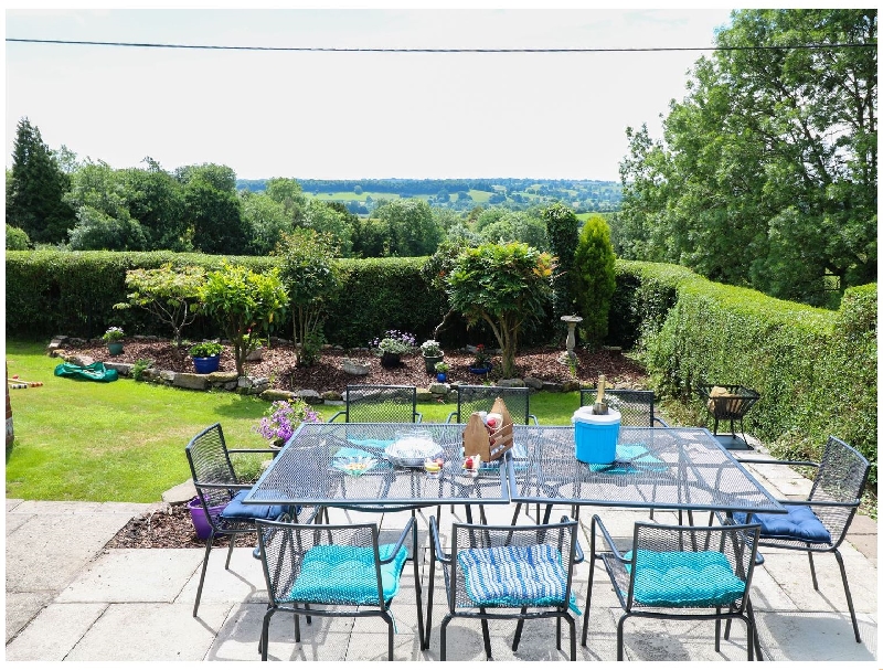 Staffordshire Cottage Holidays - Click here for more about Orchard Cottage