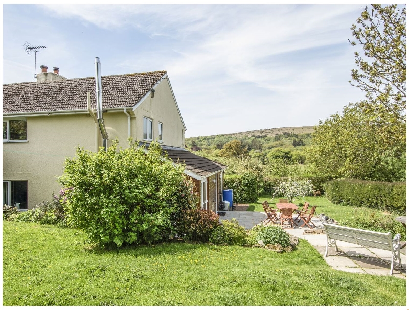 Devon Cottage Holidays - Click here for more about Clampitts