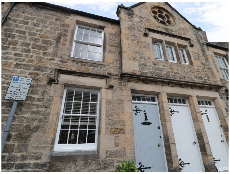 Northumberland Cottage Holidays - Click here for more about 14 Front Street