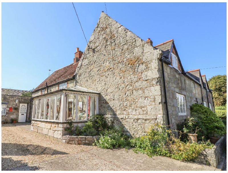 Isle of Wight Cottage Holidays - Click here for more about Brading Cottage