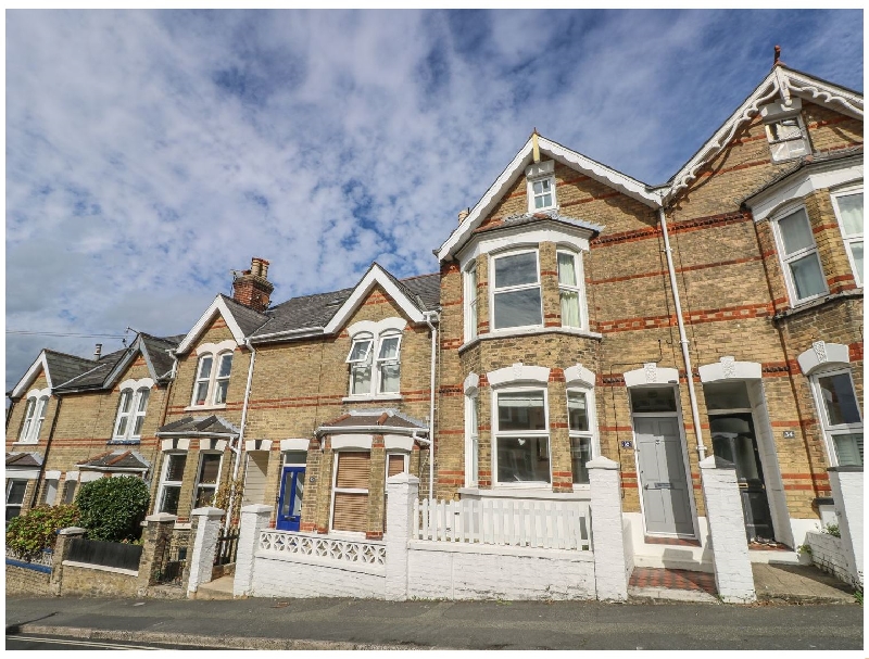 Isle of Wight Cottage Holidays - Click here for more about Dandelion Cottage