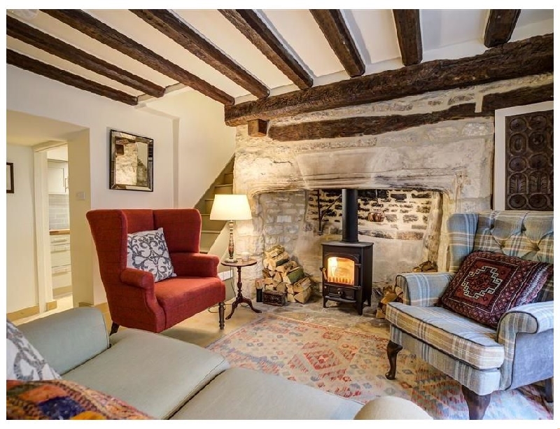 Oxfordshire Cottage Holidays - Click here for more about 2 Lawrence Lane