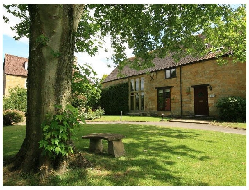 Gloucestershire Cottage Holidays - Click here for more about Badger's Den