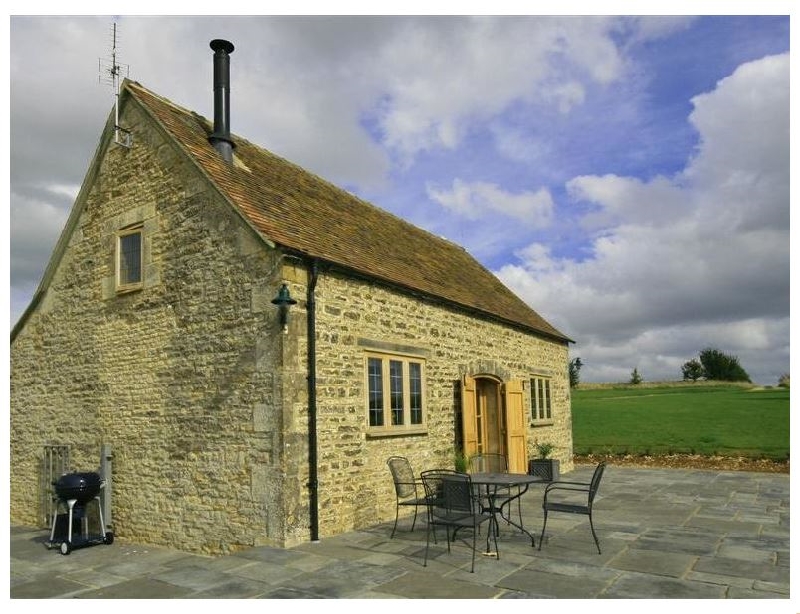 Gloucestershire Cottage Holidays - Click here for more about Calcot Peak Barn