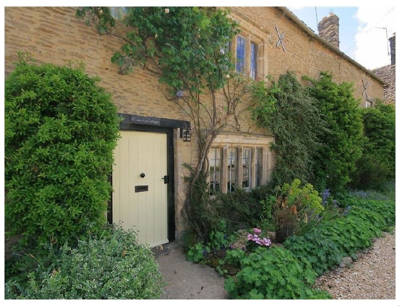 Oxfordshire Cottage Holidays - Click here for more about Cleeveley Cottage