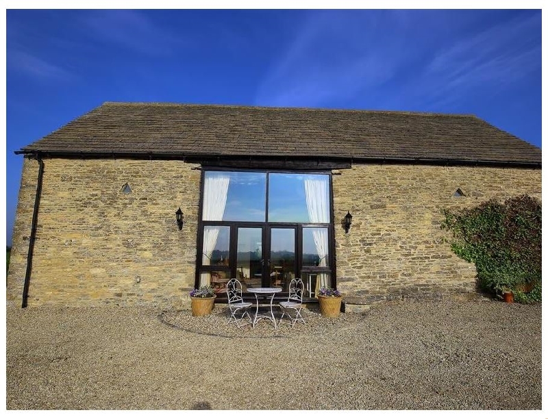 Oxfordshire Cottage Holidays - Click here for more about Gallery Barn