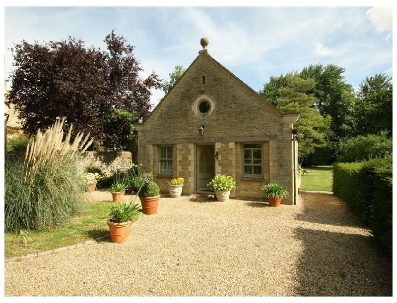Oxfordshire Cottage Holidays - Click here for more about Garden Cottage