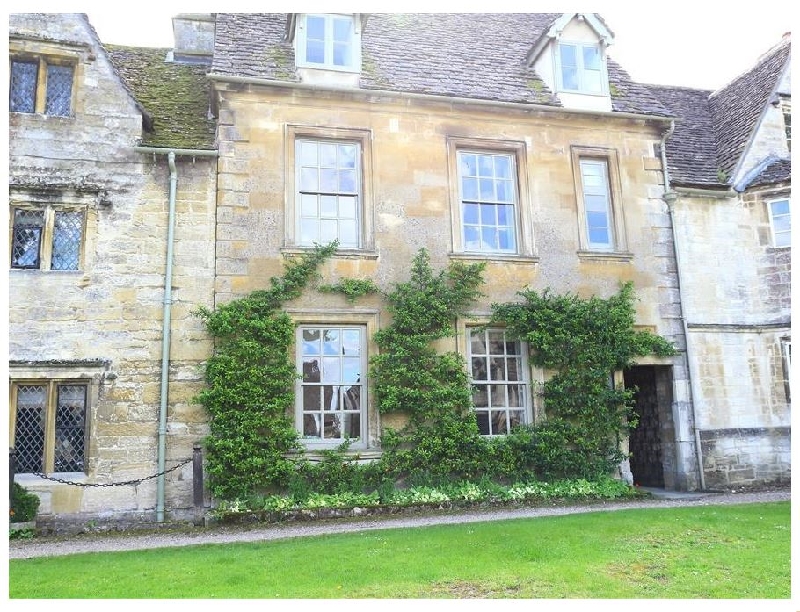 Oxfordshire Cottage Holidays - Click here for more about Burford House