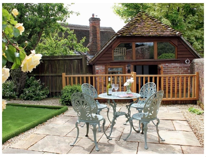 Wiltshire Cottage Holidays - Click here for more about Pop's Barn