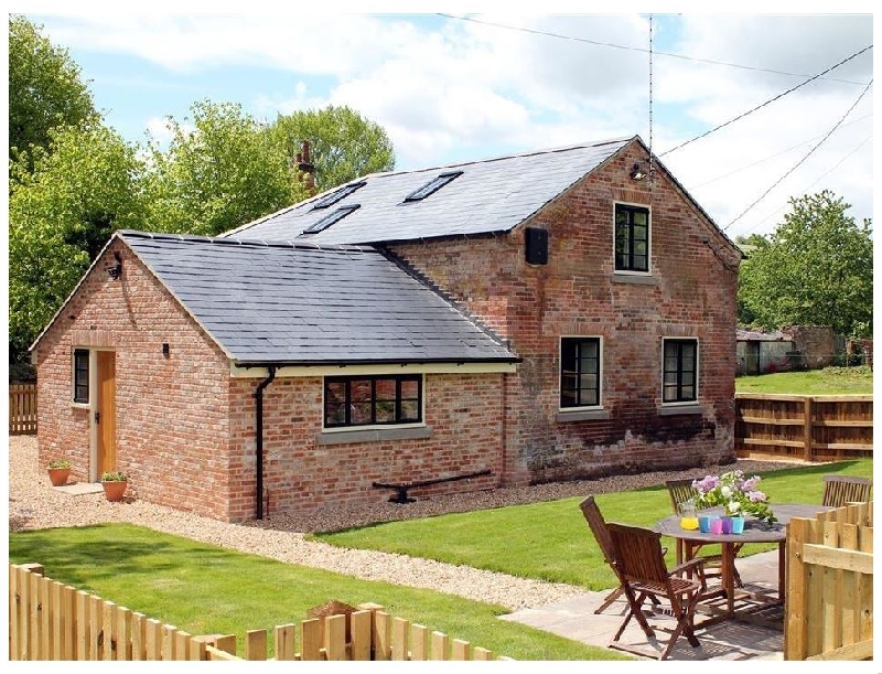 Wiltshire Cottage Holidays - Click here for more about Duck's Cottage