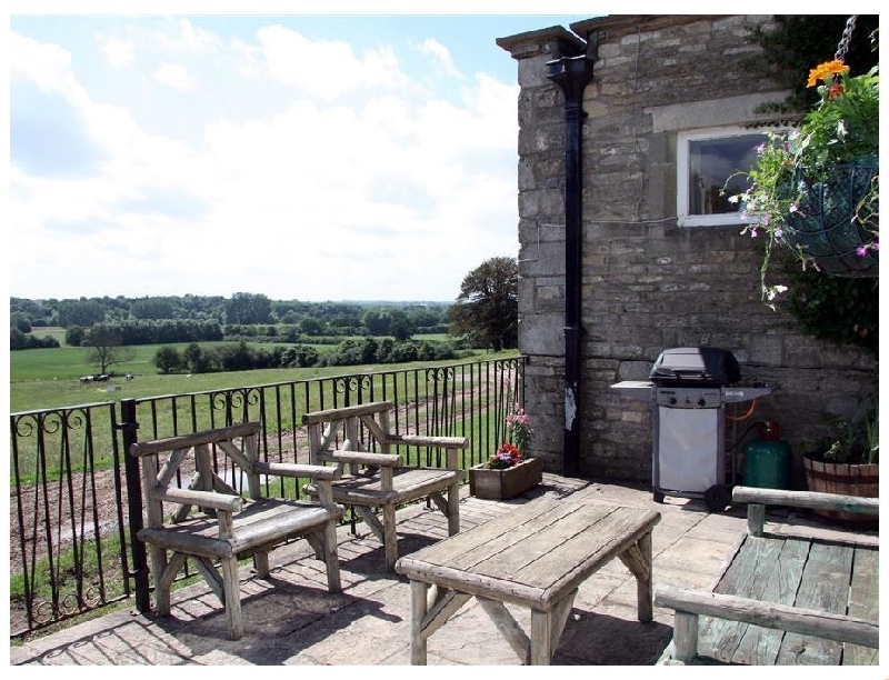 Wiltshire Cottage Holidays - Click here for more about Bottom Barn