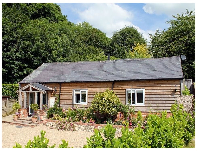 Hampshire Cottage Holidays - Click here for more about Shafts Barn