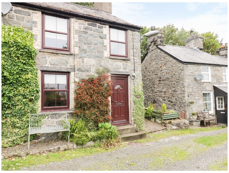 Click here for more about 6 Gellilydan Terrace