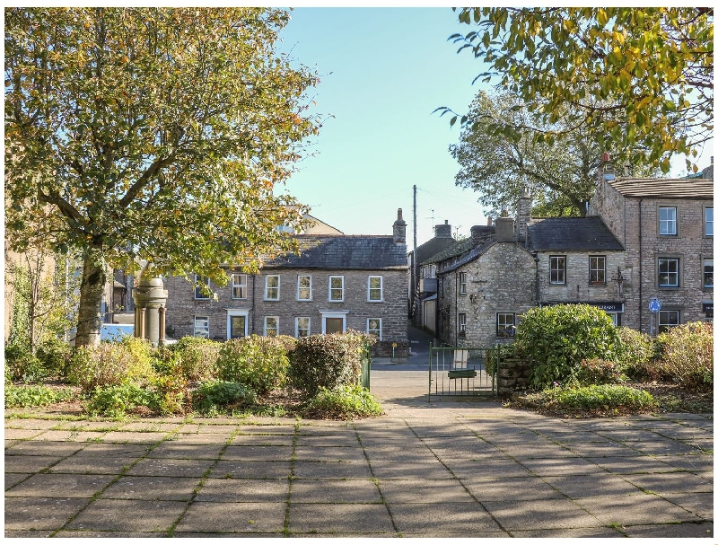 Click here for more about Bay Leaf Cottage