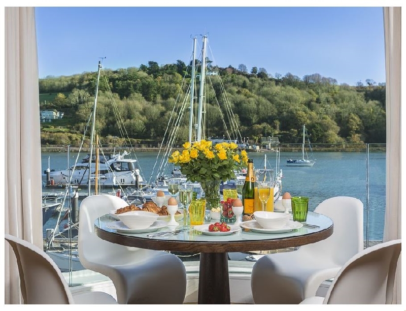 Devon Cottage Holidays - Click here for more about 32 Dart Marina