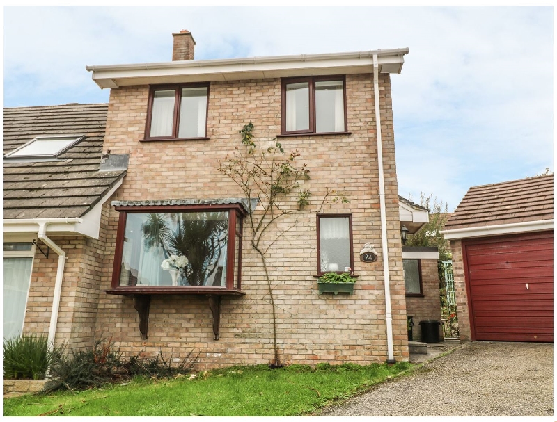 Cornwall Cottage Holidays - Click here for more about Phenests