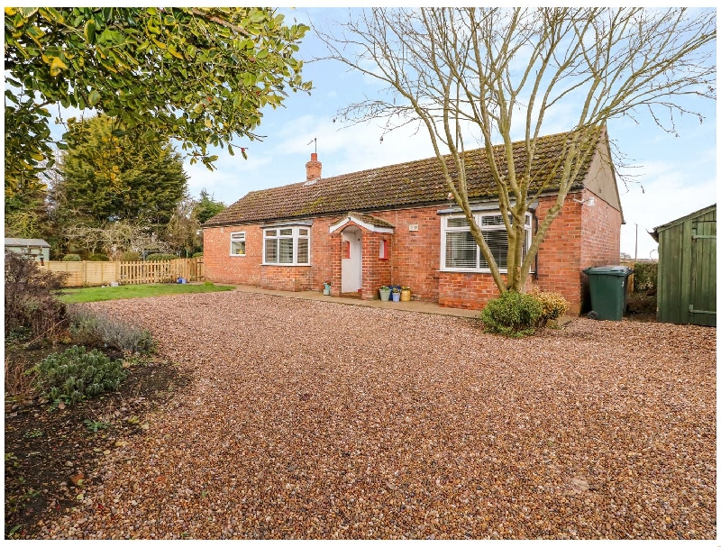 Lincolnshire Cottage Holidays - Click here for more about Roselle