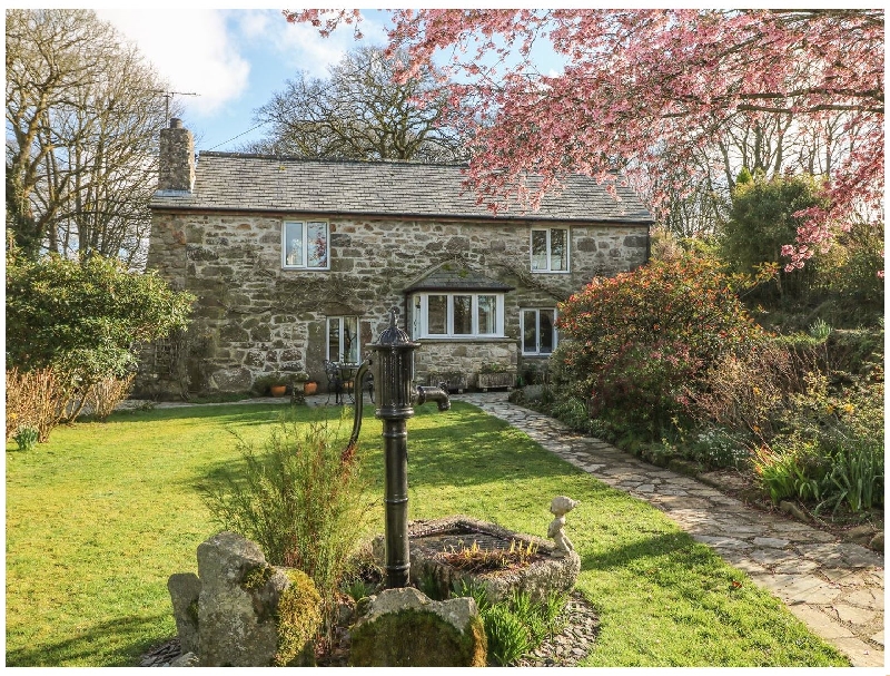 Cornwall Cottage Holidays - Click here for more about The Barn