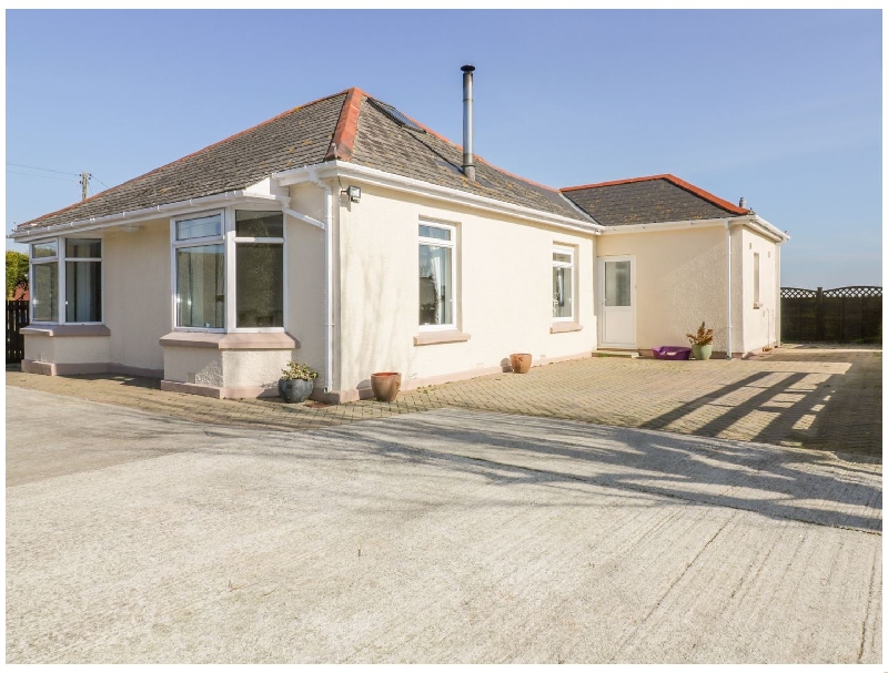 Cornwall Cottage Holidays - Click here for more about Garthlea