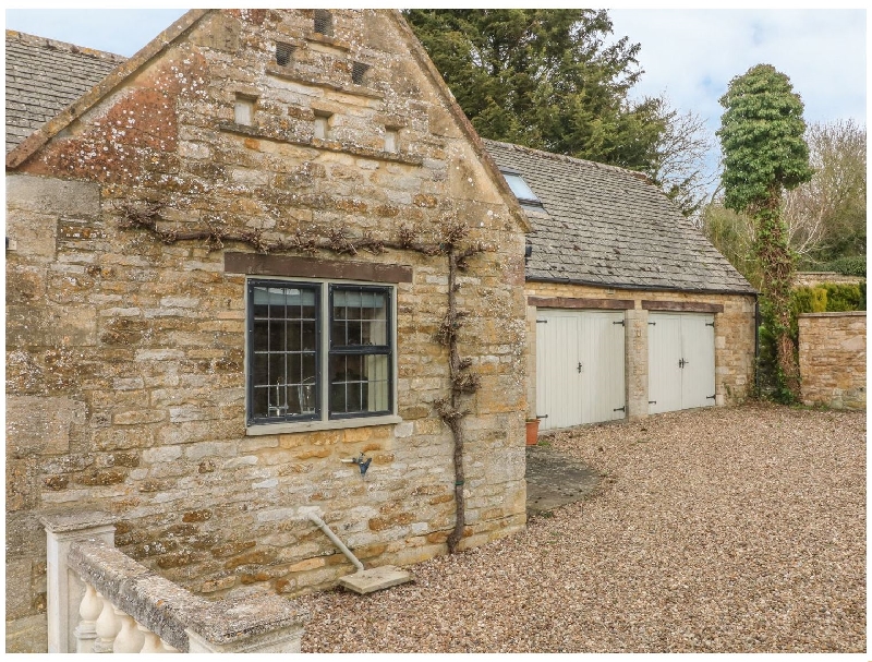 Gloucestershire Cottage Holidays - Click here for more about The Court Yard Cottage