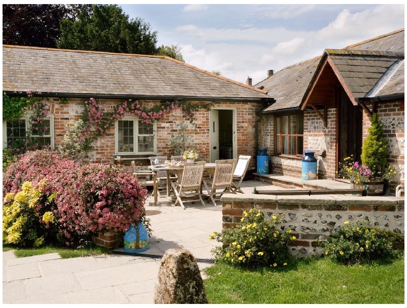 Dorset Cottage Holidays - Click here for more about Churn House