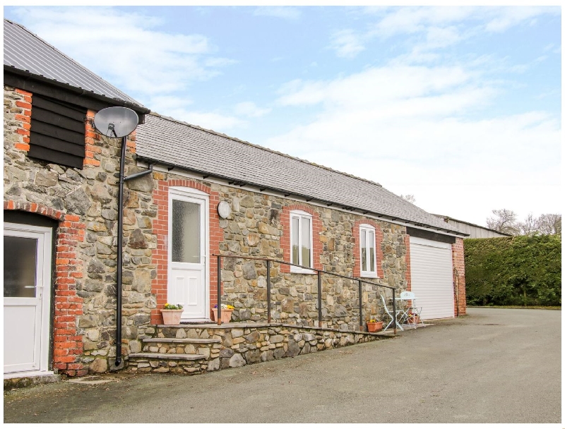 Powys Cottage Holidays - Click here for more about Cut Lloi