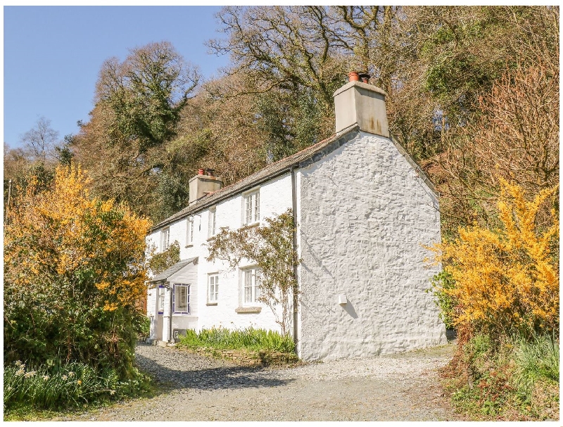 Cornwall Cottage Holidays - Click here for more about Foxgloves