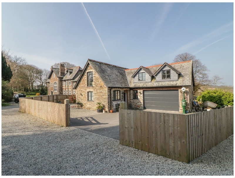 Cornwall Cottage Holidays - Click here for more about The Coach House