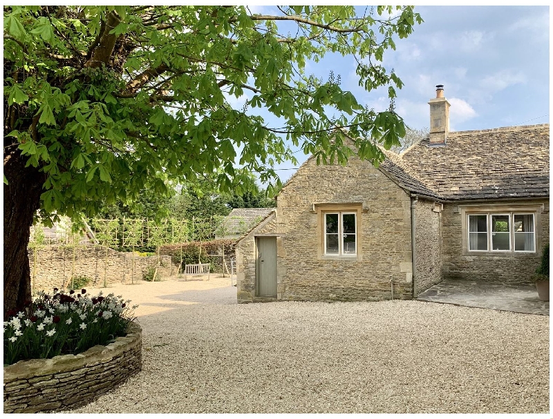 Oxfordshire Cottage Holidays - Click here for more about The Old Dairy