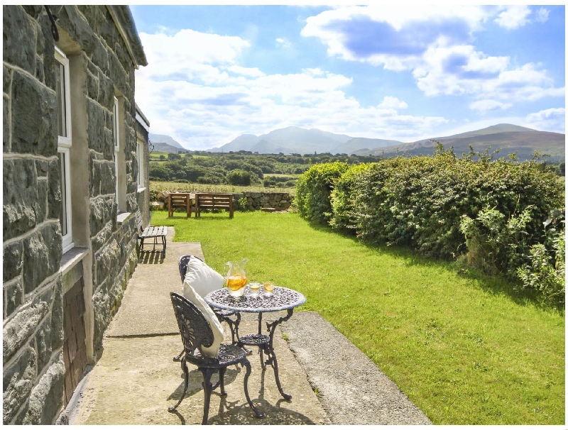 Click here for more about Coed Bolyn Lodge