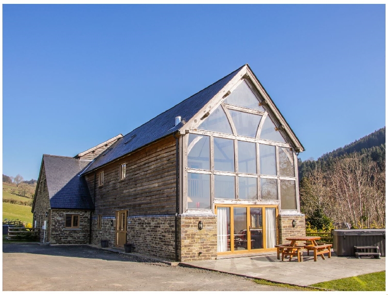 Powys Cottage Holidays - Click here for more about The Hayloft