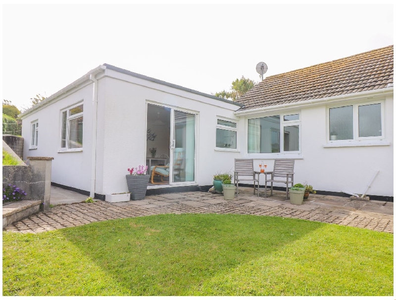 Cornwall Cottage Holidays - Click here for more about Bre An Mor