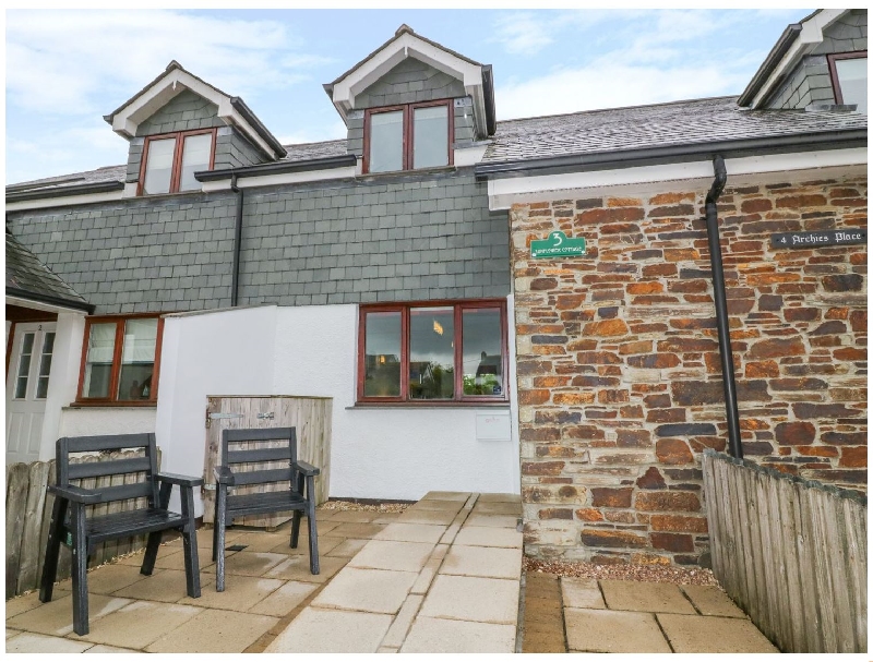 Cornwall Cottage Holidays - Click here for more about Sunflower Cottage