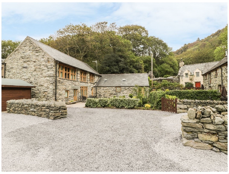 Click here for more about Hendoll Barn