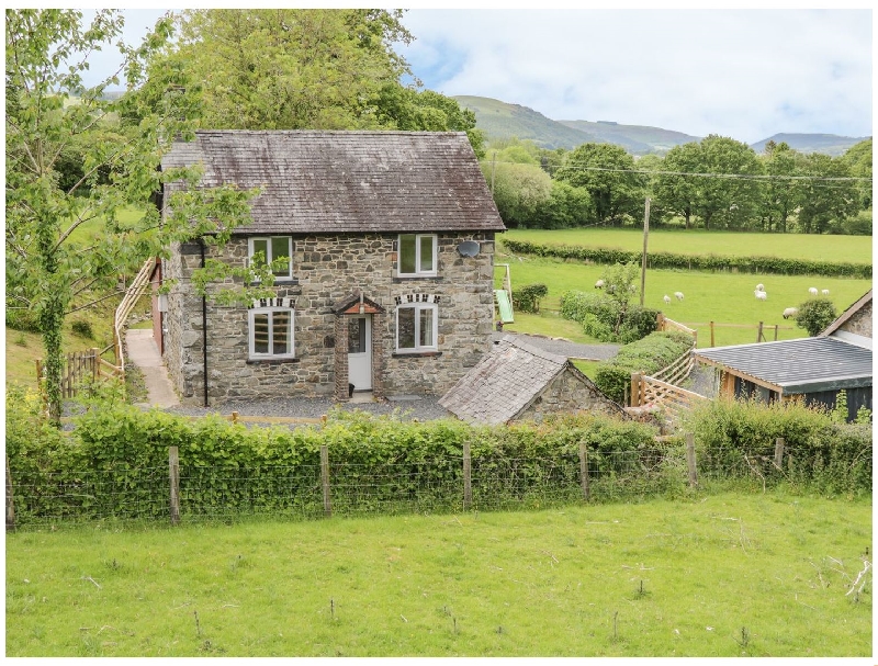 Powys Cottage Holidays - Click here for more about Isfryn
