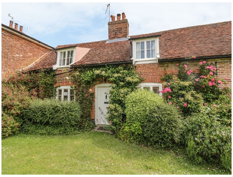 Suffolk Cottage Holidays - Click here for more about Cottage On The Green