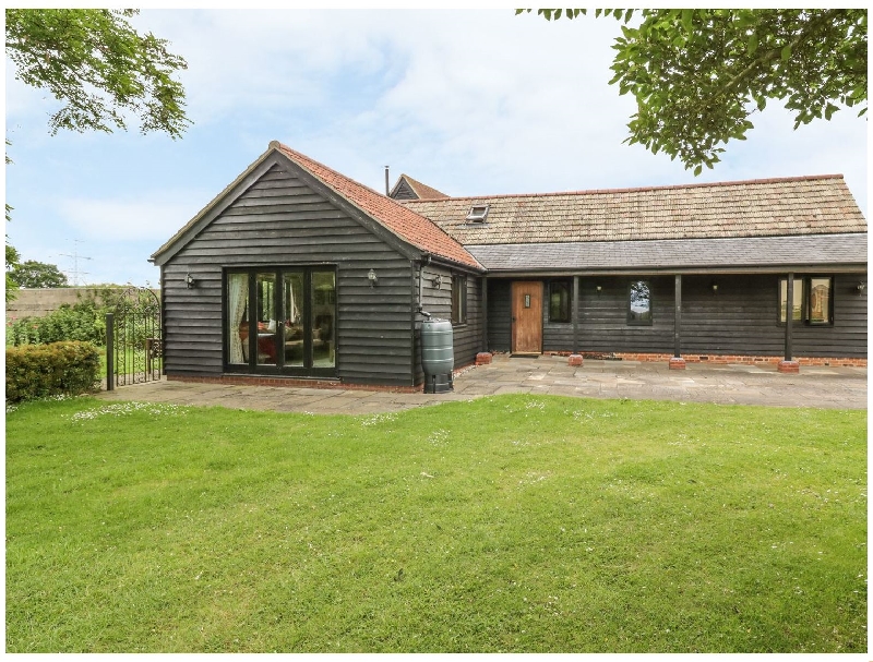 Essex Cottage Holidays - Click here for more about The Old Cartlodge
