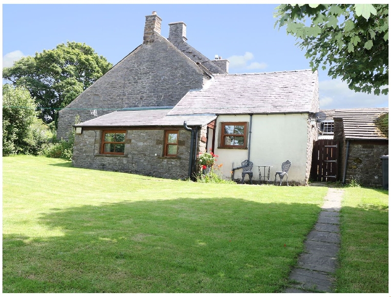 Derbyshire Cottage Holidays - Click here for more about Garden Cottage