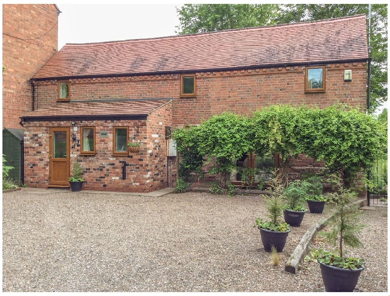 Worcestershire Cottage Holidays - Click here for more about Cream Door Cottage