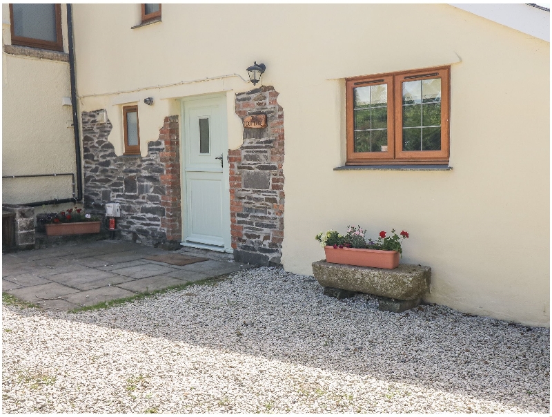 Cornwall Cottage Holidays - Click here for more about Lower West Curry Cottage