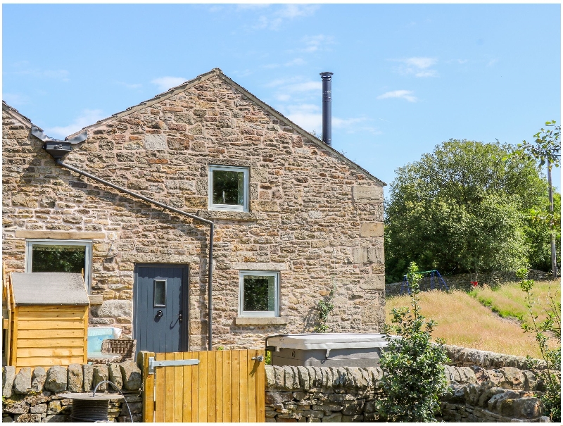 Derbyshire Cottage Holidays - Click here for more about Overlea Cowshed