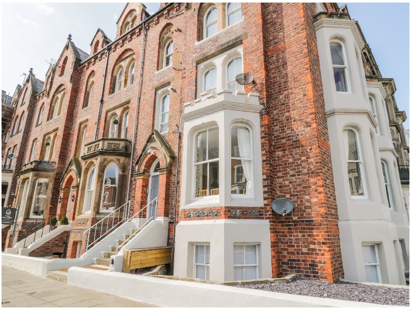 English Cottage Holidays - 1 Church Square