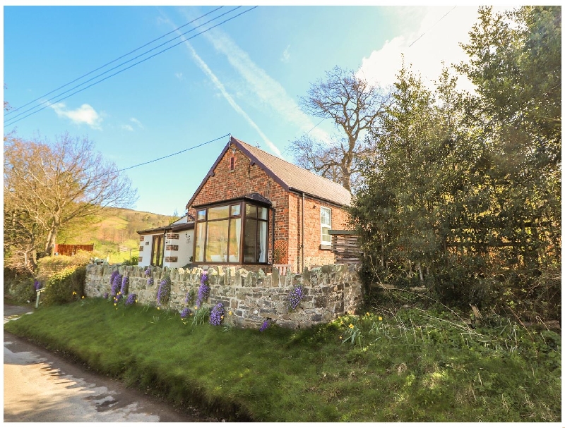 Denbighshire Cottage Holidays - Click here for more about Castell Capel