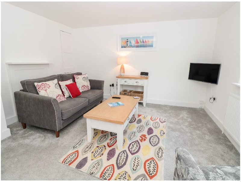 Devon Cottage Holidays - Click here for more about Apartment 2 @ 22 Foss Street