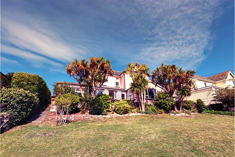 Click here for more about Fern Lodge Garden Apartment
