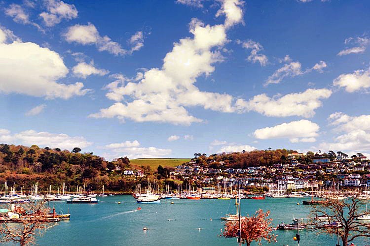 Devon Cottage Holidays - Click here for more about 2A Mayflower Court