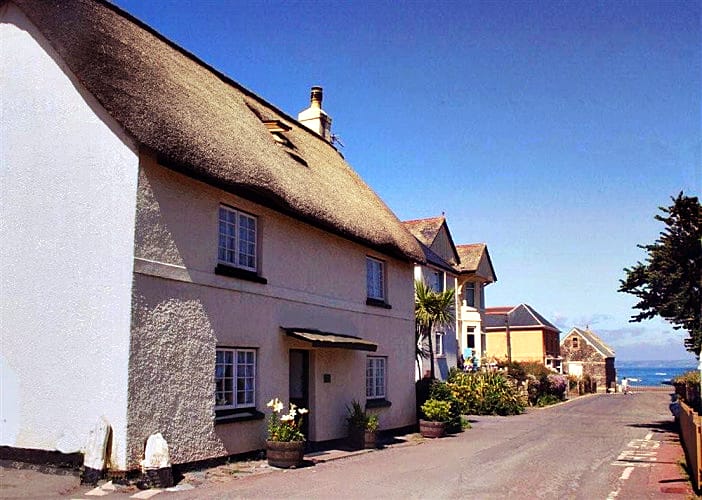 Short Break Holidays - Beach Cottage