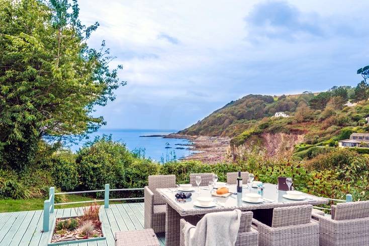 Cornwall Cottage Holidays - Click here for more about Phoenix